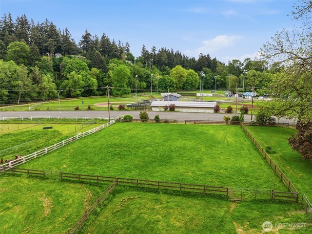 2655 Pacific Way, Longview, WA 98632