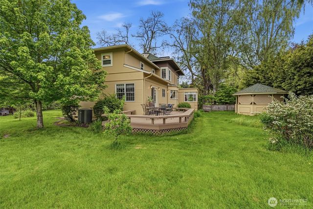 2655 Pacific Way, Longview, WA 98632