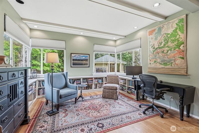 2655 Pacific Way, Longview, WA 98632