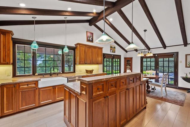 780 Calabasas Road, Watsonville, CA 95076