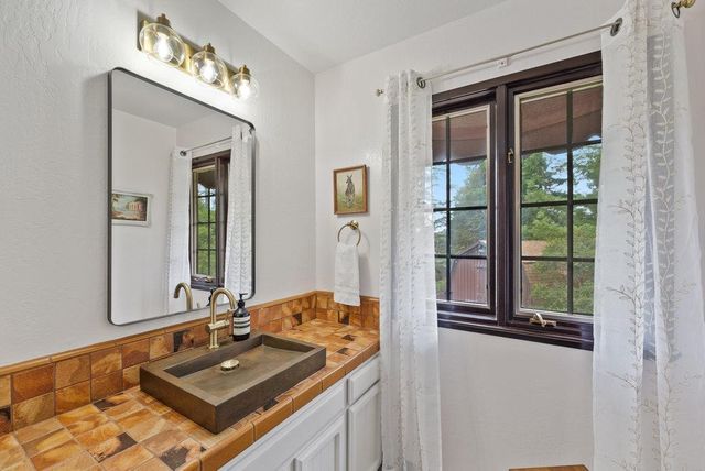 780 Calabasas Road, Watsonville, CA 95076