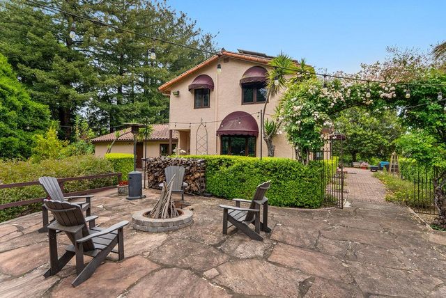 780 Calabasas Road, Watsonville, CA 95076