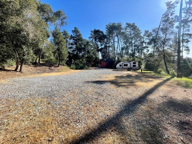 780 Calabasas Road, Watsonville, CA 95076