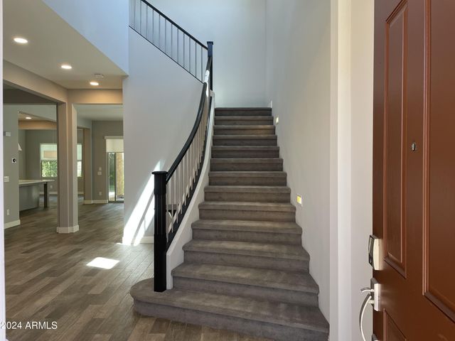 4624 E VISTA BONITA Drive, Phoenix, AZ 85050