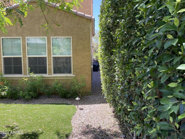 4624 E VISTA BONITA Drive, Phoenix, AZ 85050