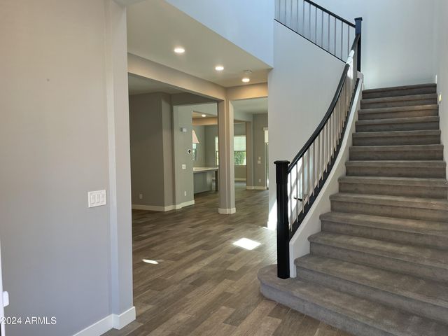4624 E VISTA BONITA Drive, Phoenix, AZ 85050