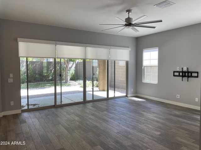 4624 E VISTA BONITA Drive, Phoenix, AZ 85050