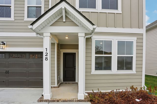 128 Dahlia Dr, La Vergne, TN 37086