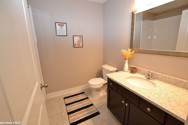 5656 Flagstaff Pines Drive, Shelby Twp, MI 48317