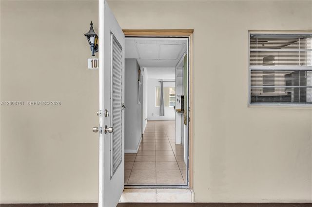 5001 W Oakland Park Boulevard 106, Lauderdale Lakes, FL 33313
