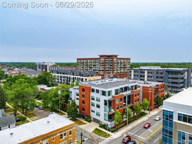 100 N Center Street 404, Royal Oak, MI 48067