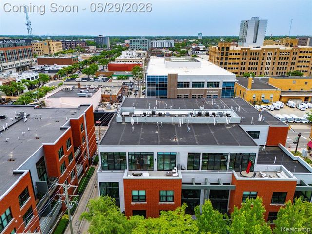 100 N Center Street 404, Royal Oak, MI 48067