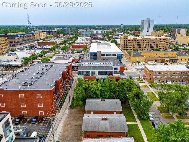 100 N Center Street 404, Royal Oak, MI 48067