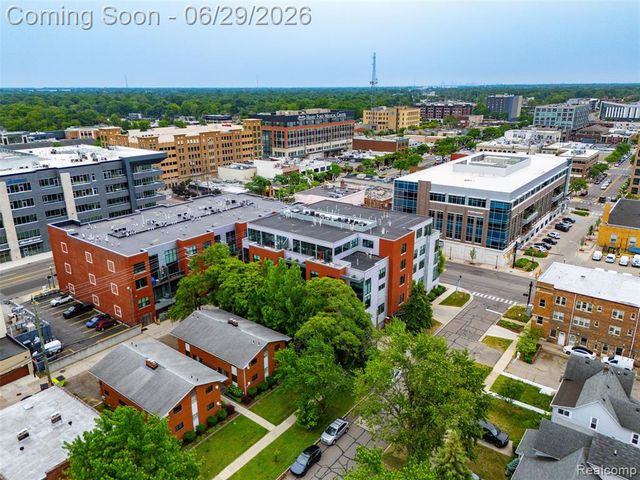 100 N Center Street 404, Royal Oak, MI 48067