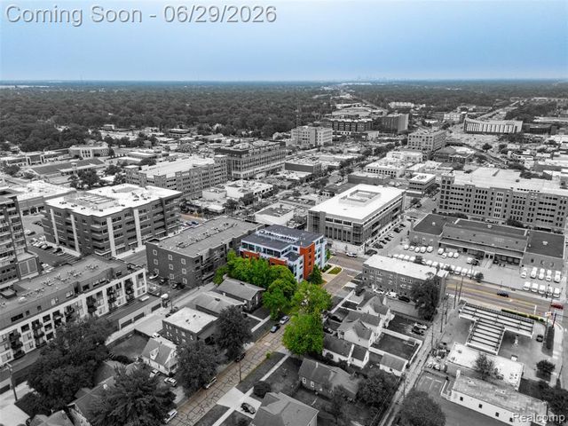 100 N Center Street 404, Royal Oak, MI 48067
