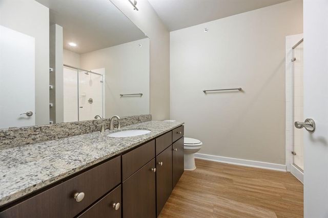 1900 Barton Springs RD 3013, Austin, TX 78704