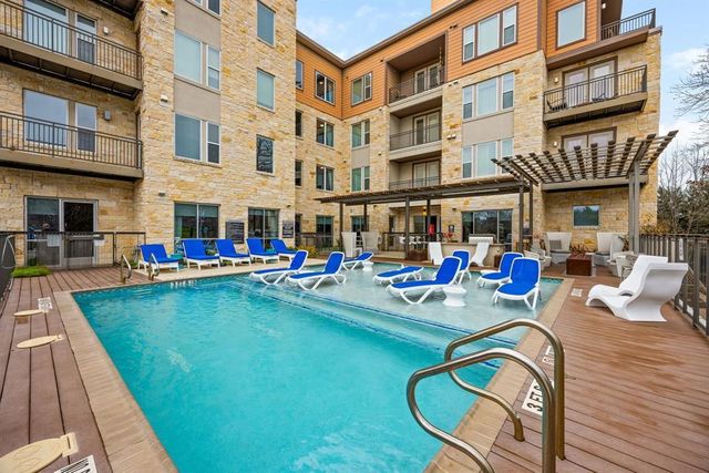 1900 Barton Springs RD 3013, Austin, TX 78704