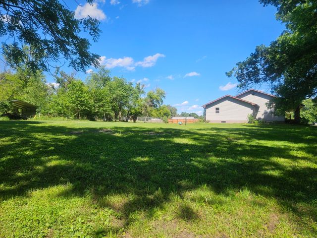 405 Mulford Dr., Oelwein, IA 50662