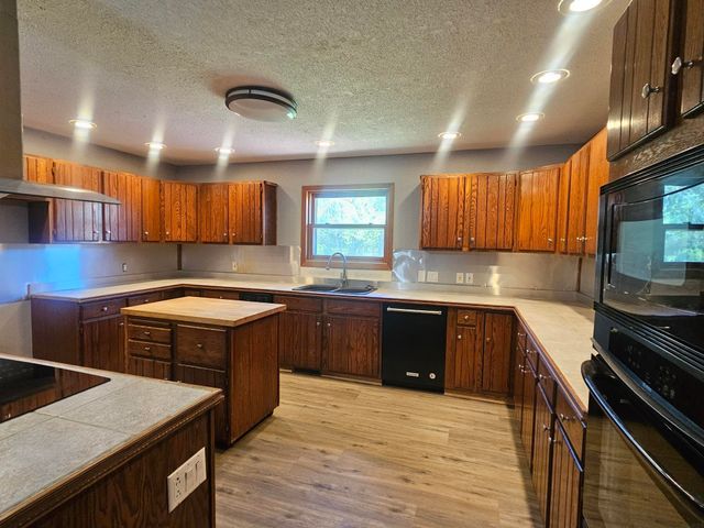 405 Mulford Dr., Oelwein, IA 50662
