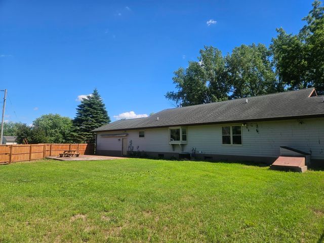 405 Mulford Dr., Oelwein, IA 50662