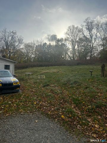 546 Church Hill Road, Trumbull, CT 06611