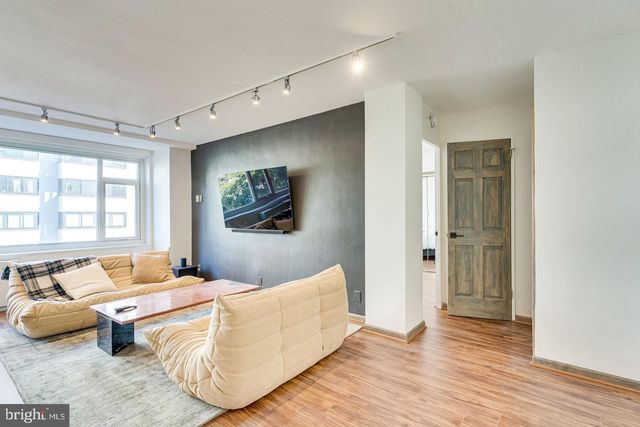 1545 18TH ST NW #403, Washington, DC 20036