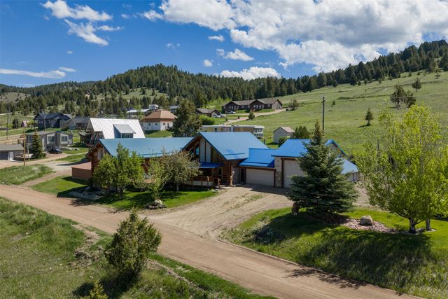 916 Spring Street, Philipsburg, MT 59858