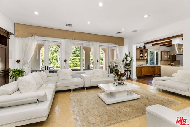 4030 Prado De La Mariposa, Calabasas, CA 91302