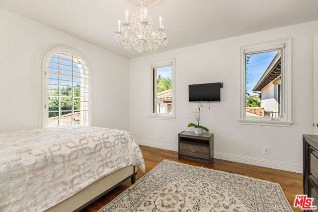 4030 Prado De La Mariposa, Calabasas, CA 91302