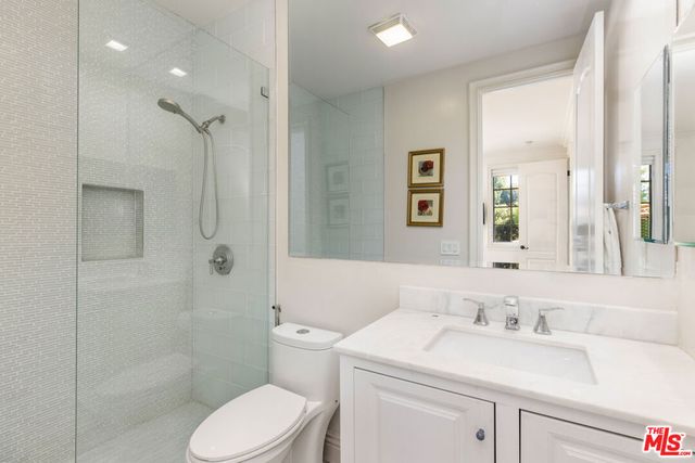 4030 Prado De La Mariposa, Calabasas, CA 91302