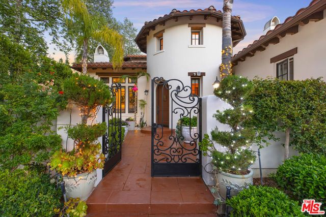 4030 Prado De La Mariposa, Calabasas, CA 91302