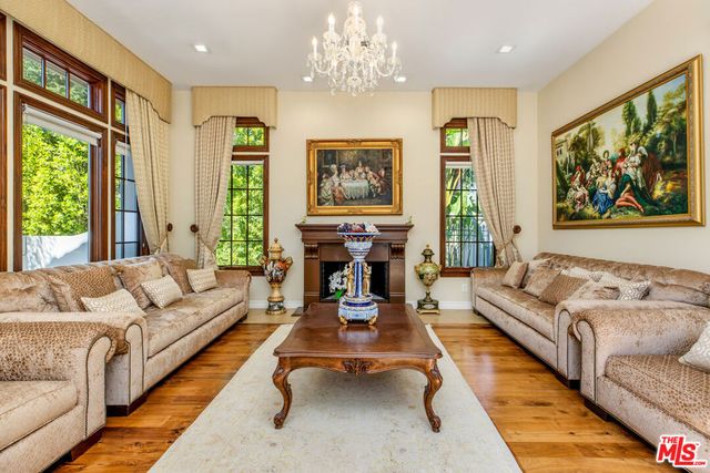 4030 Prado De La Mariposa, Calabasas, CA 91302