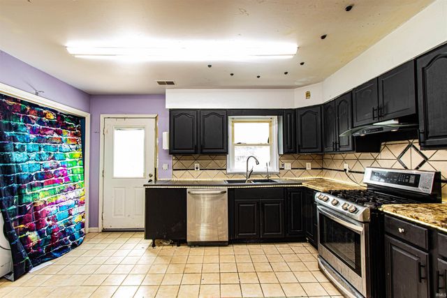 5304 Warren Drive, Evansville, IN 47710