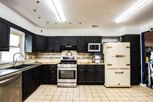 5304 Warren Drive, Evansville, IN 47710