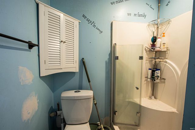 5304 Warren Drive, Evansville, IN 47710