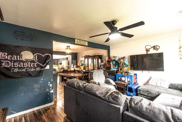 5304 Warren Drive, Evansville, IN 47710