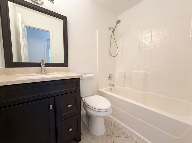 5145 Cliff Oaks Drive, Fort Worth, TX 76179