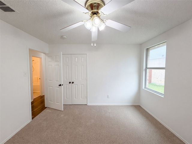 5145 Cliff Oaks Drive, Fort Worth, TX 76179