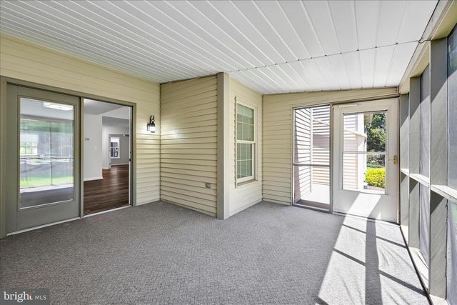 46 LEEARDEN RD, Hershey, PA 17033
