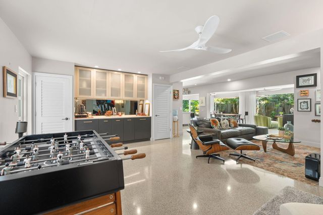 1500 MIDDLE RIVER Drive, Fort Lauderdale, FL 33304
