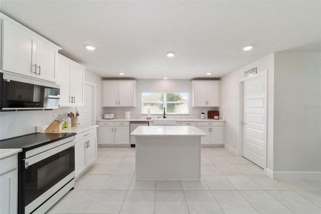 11267 NW 4TH STREET, Ocala, FL 34482