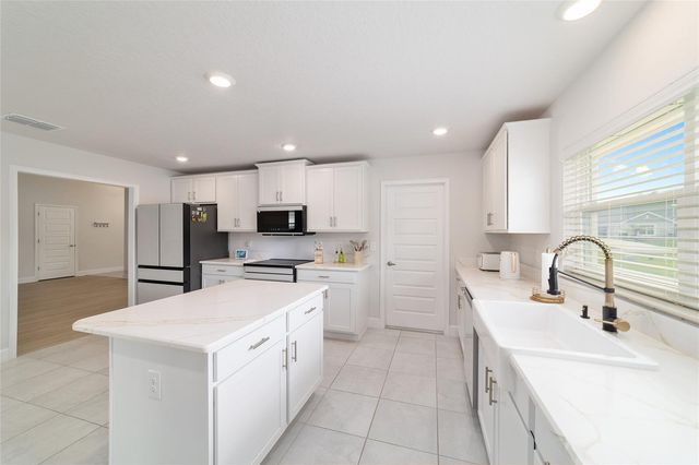 11267 NW 4TH STREET, Ocala, FL 34482