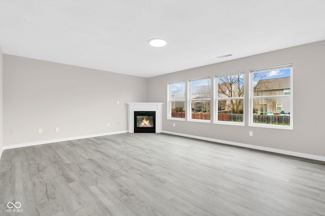 11218 Hylas Drive, Noblesville, IN 46060