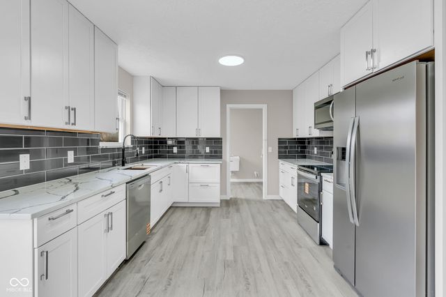 11218 Hylas Drive, Noblesville, IN 46060