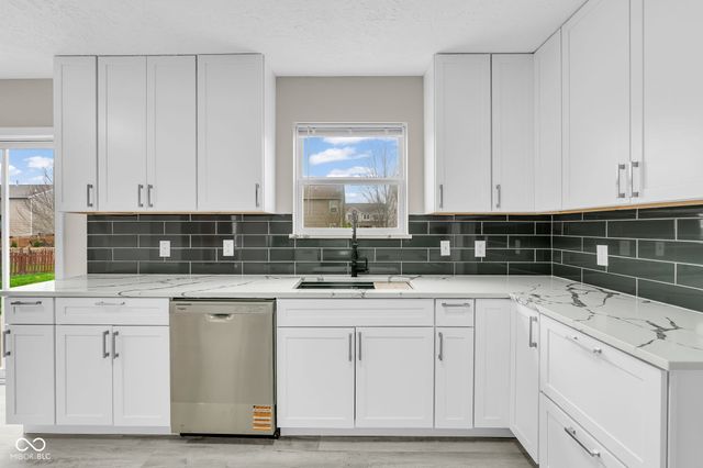 11218 Hylas Drive, Noblesville, IN 46060