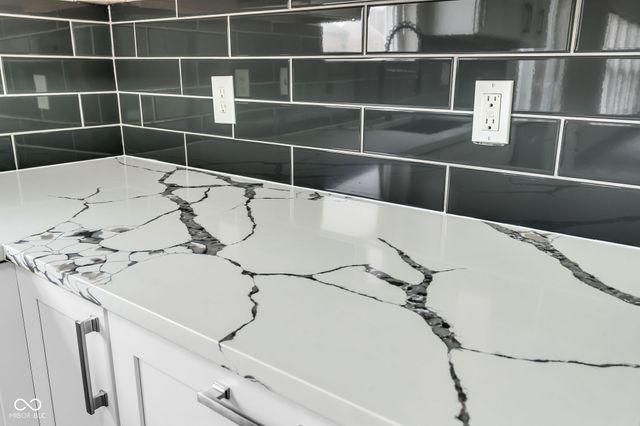 11218 Hylas Drive, Noblesville, IN 46060