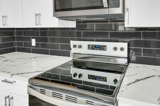 11218 Hylas Drive, Noblesville, IN 46060