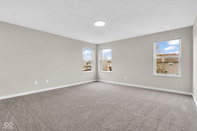 11218 Hylas Drive, Noblesville, IN 46060