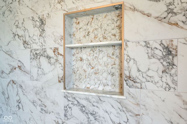 11218 Hylas Drive, Noblesville, IN 46060