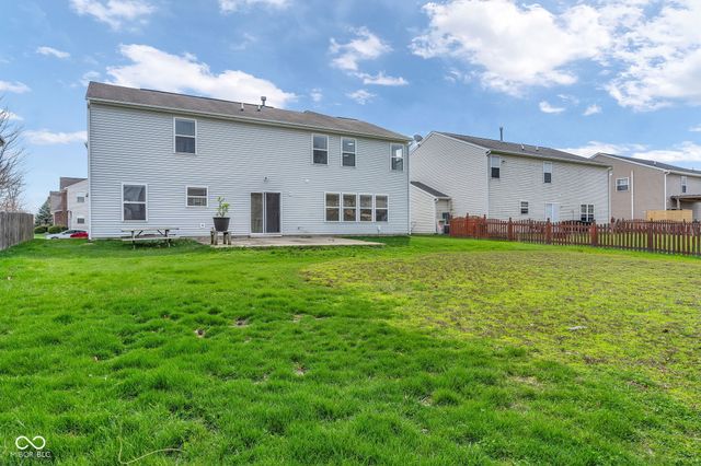 11218 Hylas Drive, Noblesville, IN 46060